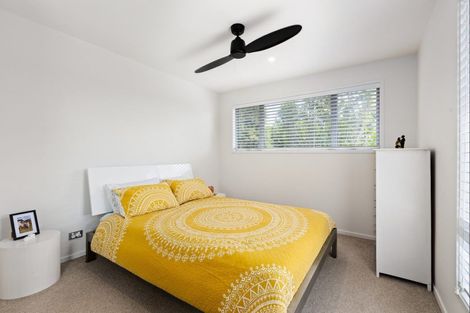 Photo of property in 36 Boocock Crescent, Orewa, 0931