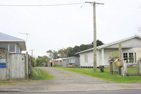 Photo of property in 12 Carthew Street, Okato, 4335