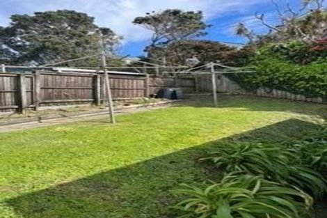 Photo of property in 45 Apuka Street, Brooklyn, Wellington, 6021