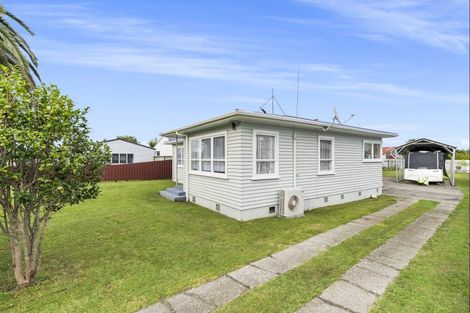 Photo of property in 76 College Road, Edgecumbe, 3120