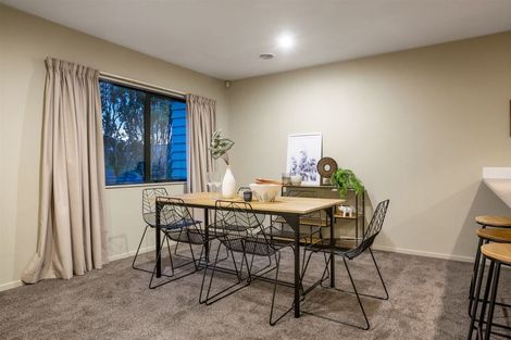 Photo of property in 7 Kaweka Close, Aotea, Porirua, 5024