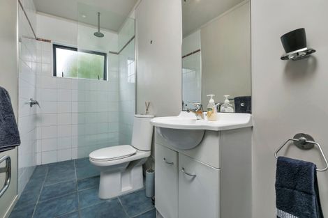 Photo of property in 11 Pineview Lane, Helensville, 0875