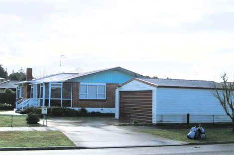 Photo of property in 25 Macdonald Road, Glenview, Hamilton, 3206