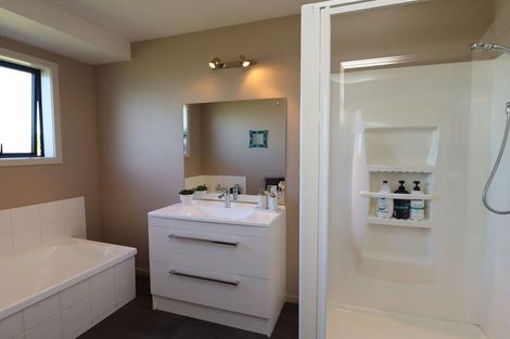 Photo of property in 9 Argyle Street, Weston, Oamaru, 9401