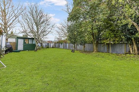 Photo of property in 20 Pinedale Place, Henderson, Auckland, 0610