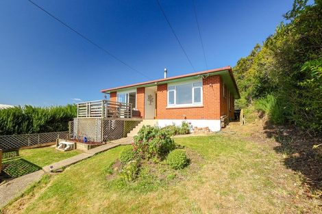 Photo of property in 5 Church Hill Road, Green Island, Dunedin, 9018