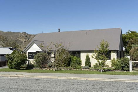 Photo of property in 14 Orient Street, Cromwell, 9310