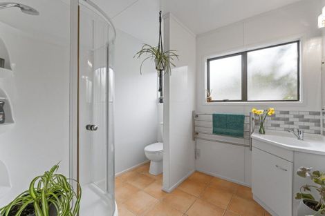 Photo of property in 10 Angela Place, Kinloch, Taupo, 3377