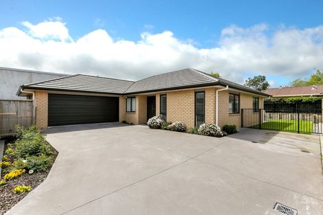 Photo of property in 5 Market Lane, Westown, New Plymouth, 4310