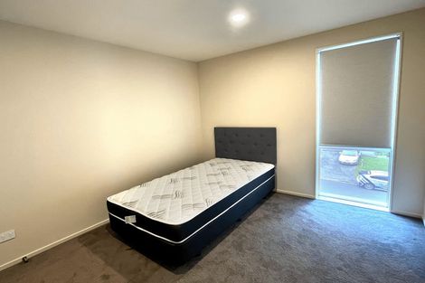 Photo of property in 26 Stephen Avenue, Henderson, Auckland, 0610