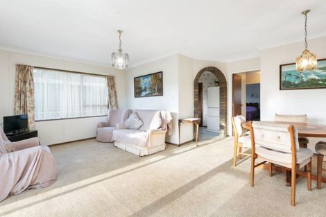 Photo of property in 98 Edgecumbe Road, Tauranga, 3110