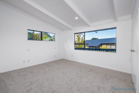 Photo of property in 25 Barberton Terrace, Red Hill, Papakura, 2110