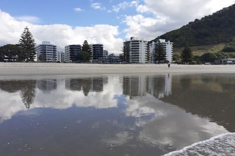 Photo of property in 4 Marine Parade, Mount Maunganui, 3116
