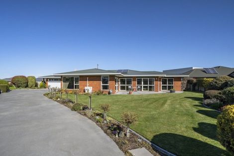 Photo of property in 20 Clifford Place, Amberley, 7410