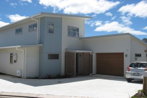 Photo of property in 217 Mark Avenue, Grenada Village, Wellington, 6037