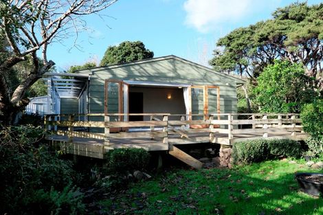 Photo of property in 136 Ruapehu Street, Paraparaumu, 5032