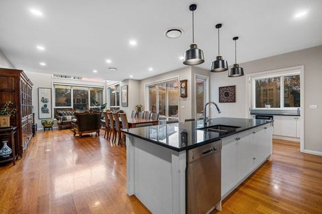 Photo of property in 6 Taraire Place, Orewa, 0931