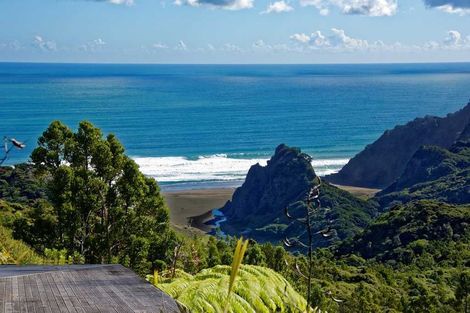 Photo of property in 126 Lone Kauri Road, Karekare, Auckland, 0772