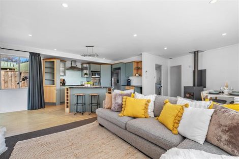 Photo of property in 6 Corilin Place, Mangakakahi, Rotorua, 3015