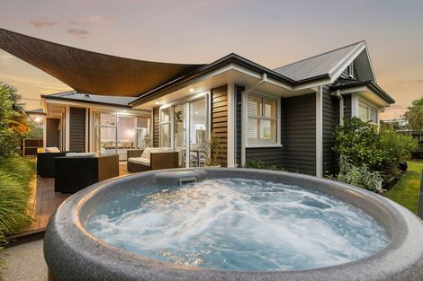 Photo of property in 95 Office Road, Merivale, Christchurch, 8014