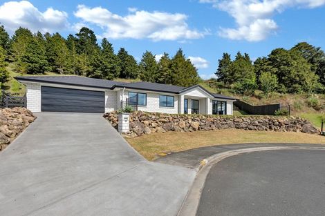 Photo of property in 25 Catherin Servant Close, Maunu, Whangarei, 0110