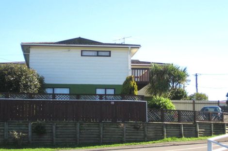 Photo of property in 49 Bracken Road, Paparangi, Wellington, 6037