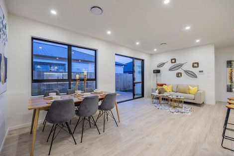 Photo of property in 30 Babina Avenue, Kumeu, 0810