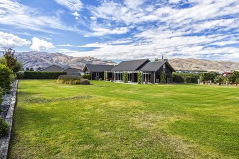 Photo of property in 6 Madison Lane, Cromwell, 9310