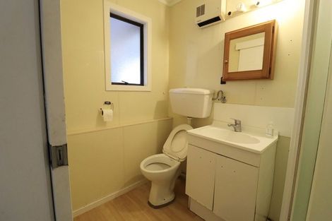 Photo of property in 36 Ennis Avenue, Pakuranga Heights, Auckland, 2010