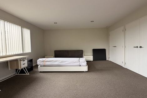 Photo of property in 70 Laurel Oak Drive, Schnapper Rock, Auckland, 0632