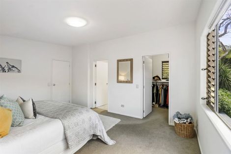 Photo of property in 2/25 Auld Street, Torbay, Auckland, 0630
