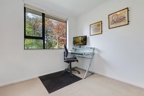 Photo of property in 30 Les Marston Place, Pukekohe, 2120