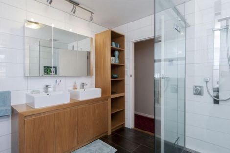 Photo of property in 50 Goods Road, Otumoetai, Tauranga, 3110