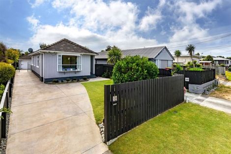 Photo of property in 56 Pacific Road, North New Brighton, Christchurch, 8083