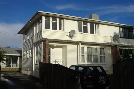 Photo of property in 2 Takatimu Way, Johnsonville, Wellington, 6037
