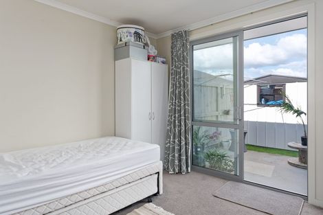 Photo of property in Waterview Estate, 44/4 Greystone Place, Omokoroa, 3114