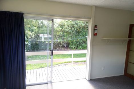 Photo of property in 4 Evans Road, Glen Eden, Auckland, 0602