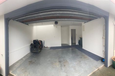 Photo of property in 4 Savoy Road, Orewa, 0931