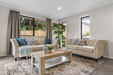 Photo of property in 19a Ranui Avenue, Ranui, Auckland, 0612