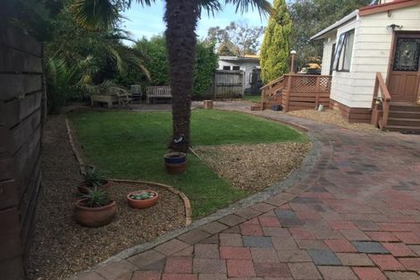 Photo of property in 2/40a Woodglen Road, Glen Eden, Auckland, 0602