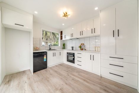 Photo of property in 4 Routley Crescent, Elderslea, Upper Hutt, 5018