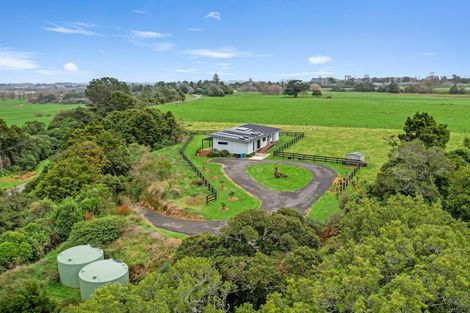 Photo of property in 346 Rahui Road, Otaki, 5583