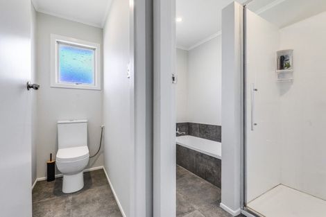 Photo of property in 32 Northolt Road, Fairview Downs, Hamilton, 3214