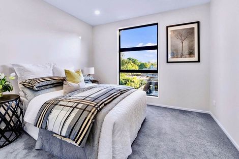 Photo of property in 2d Wood Avenue, Howick, Auckland, 2014