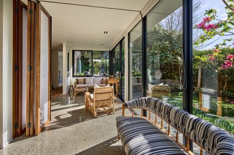 Photo of property in 8 Tawa Street, Eastbourne, Lower Hutt, 5013