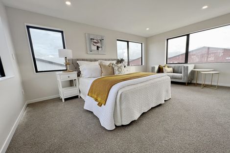 Photo of property in 4 Pohewa Road, Silverdale, 0932