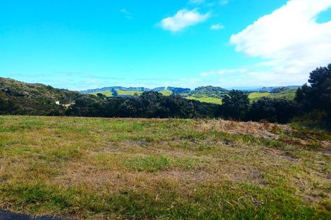 Photo of property in 124 Stratford Drive, Cable Bay, 0420