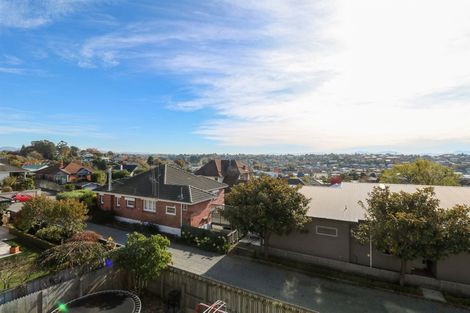 Photo of property in 35 Selwyn Street, Maori Hill, Timaru, 7910