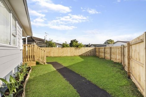 Photo of property in 1/18 Trimdon Street, Randwick Park, Auckland, 2105