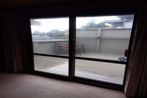 Photo of property in 6 Aries Place, Kawaha Point, Rotorua, 3010